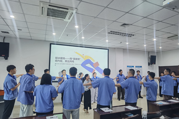 1757668119715946.jpeg 人2.jpg